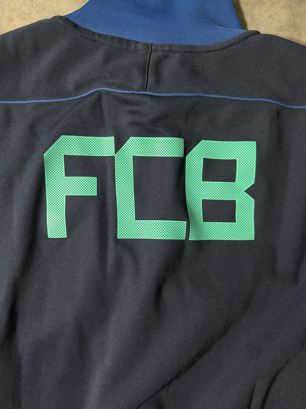 Nike Vintage FC Barcelona Zip Jacket*Rare*2011 L