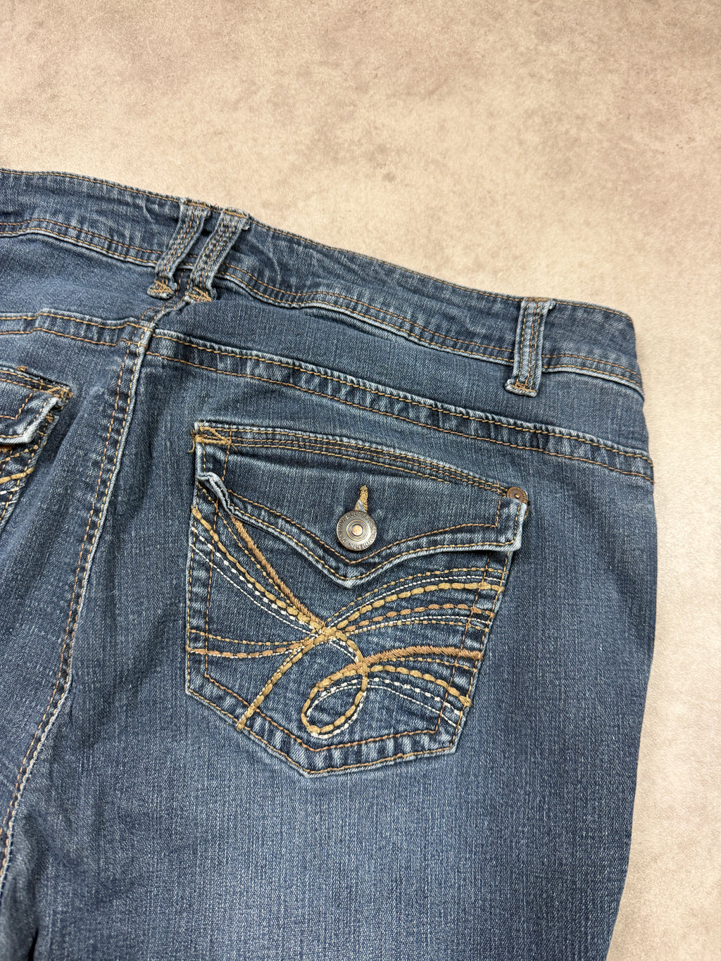 WallFlower Vintage Jeans Backprint Y2K Bootcut Fit 2006 L Damen