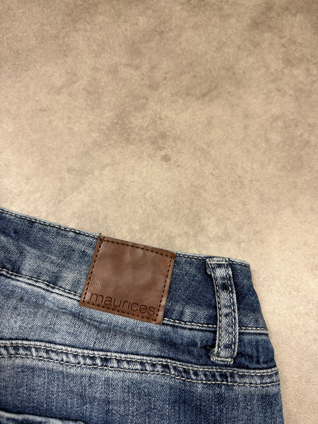 Vintage Jeans Backprint Y2K Bootcut Fit 2005 M