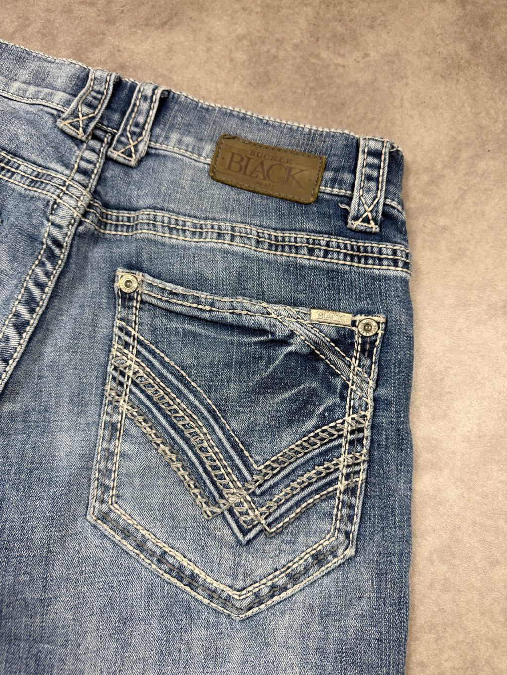 Buckle Black Vintage Backprint Y2K Jeans 2000s L Herren