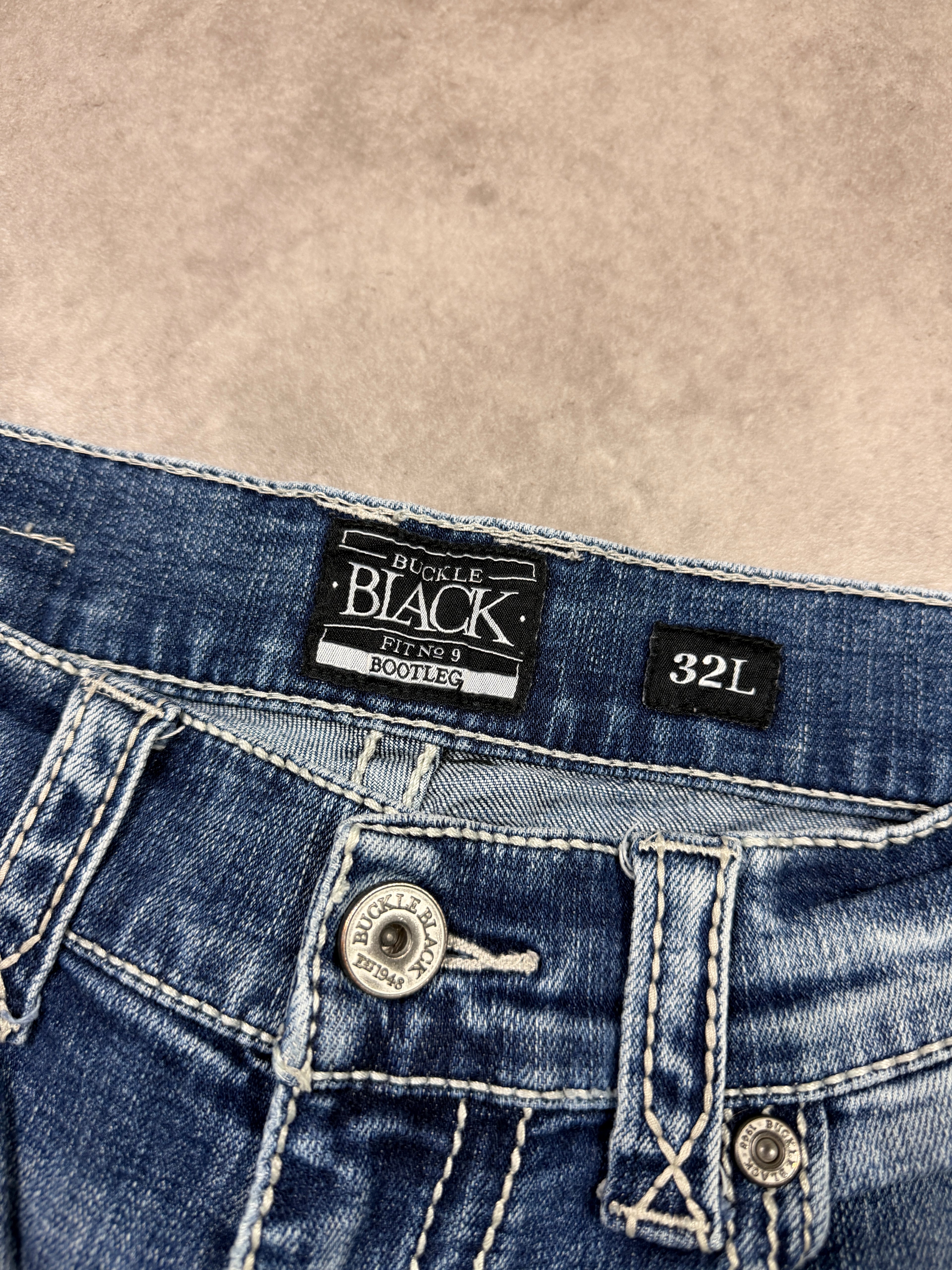 Buckle Black Vintage Backprint Y2K Jeans 2000s L Herren