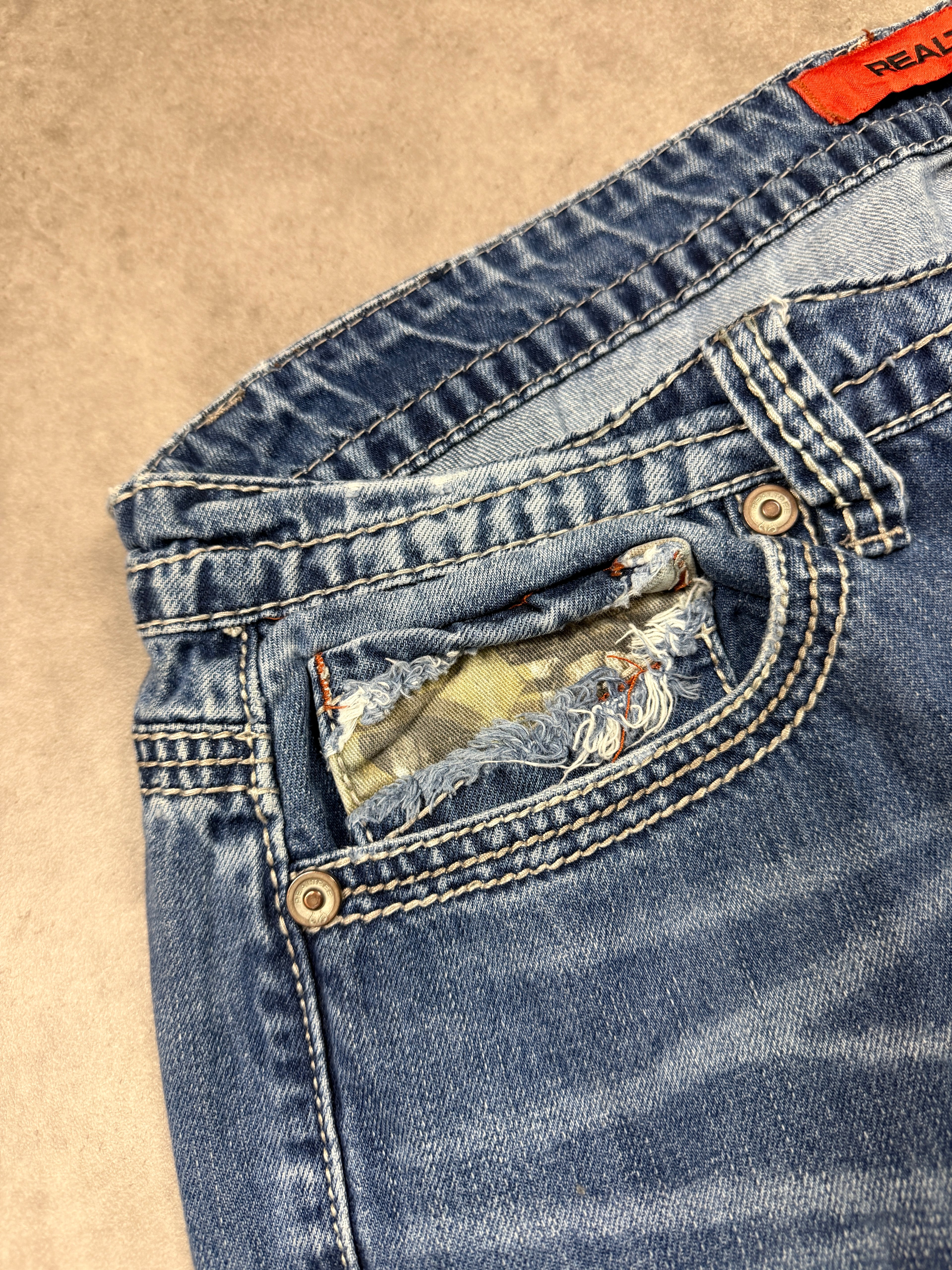 Realtree Vintage Jeans Backprint Y2K Straight Fit 2005 L