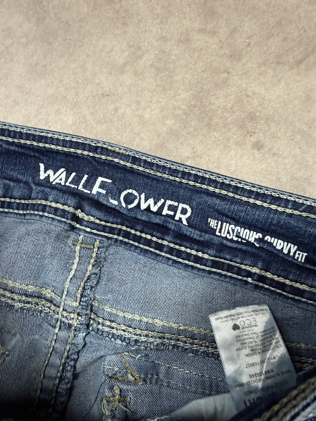 Wallflower Vintage Jeans Y2K Curvy Bootcut Fit 2008 S Damen