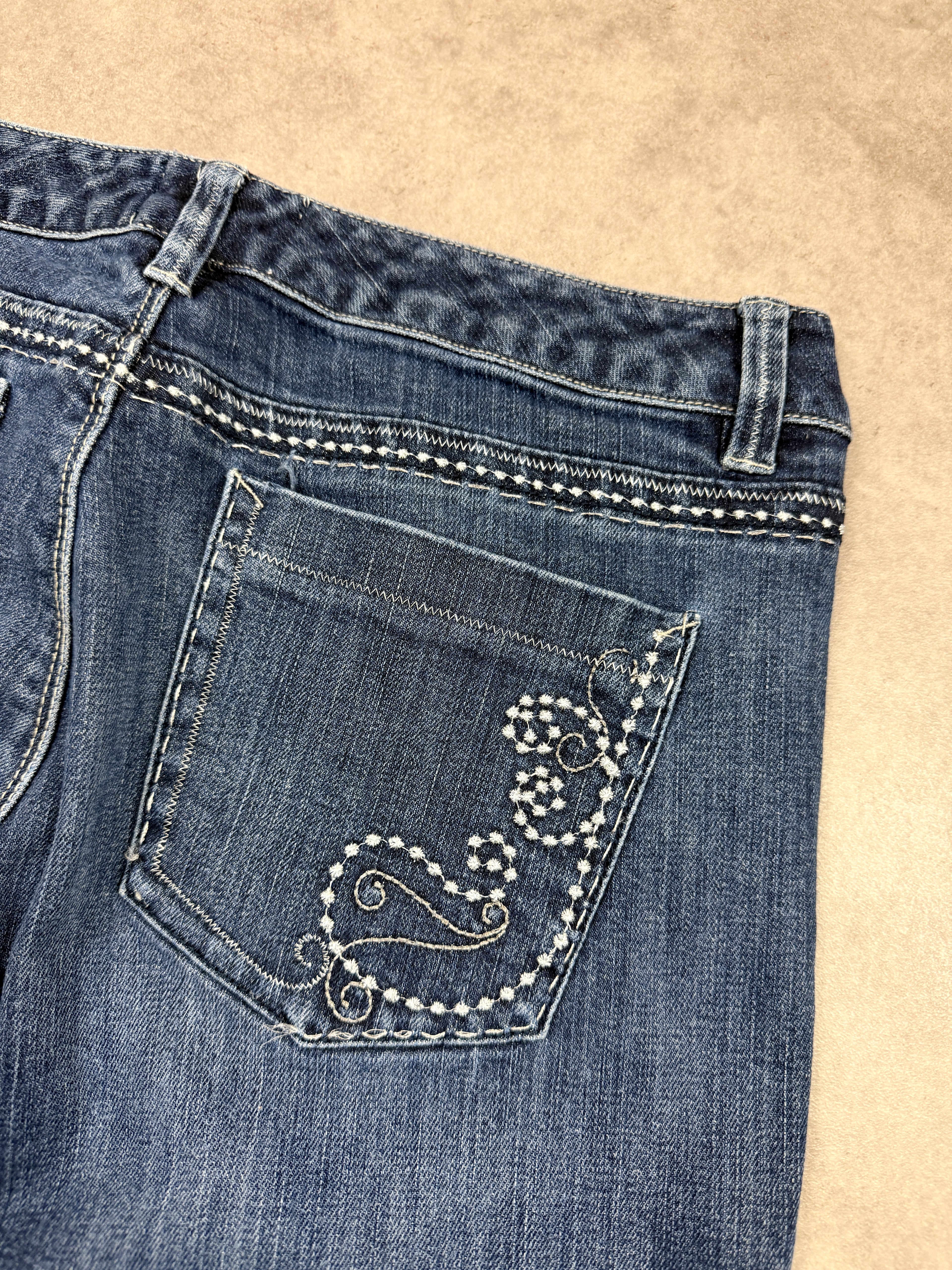 White House Blanc Vintage Jeans Backprint Y2K Bootcut Fit 2005 S Damen