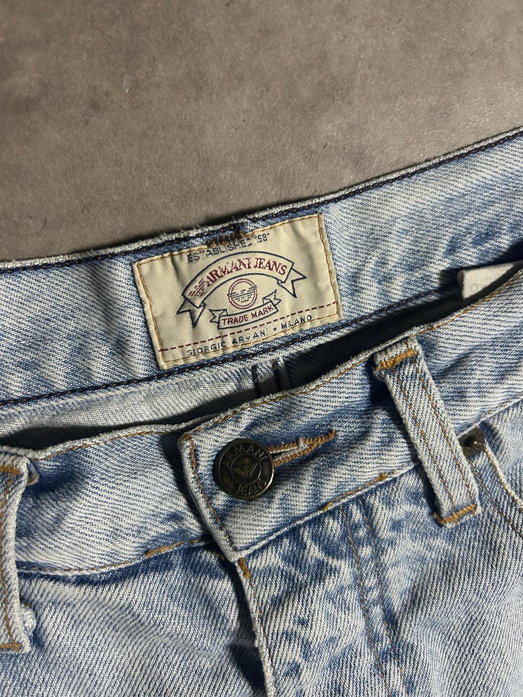 Armani Vintage Straight Fit Jeans 2000s M