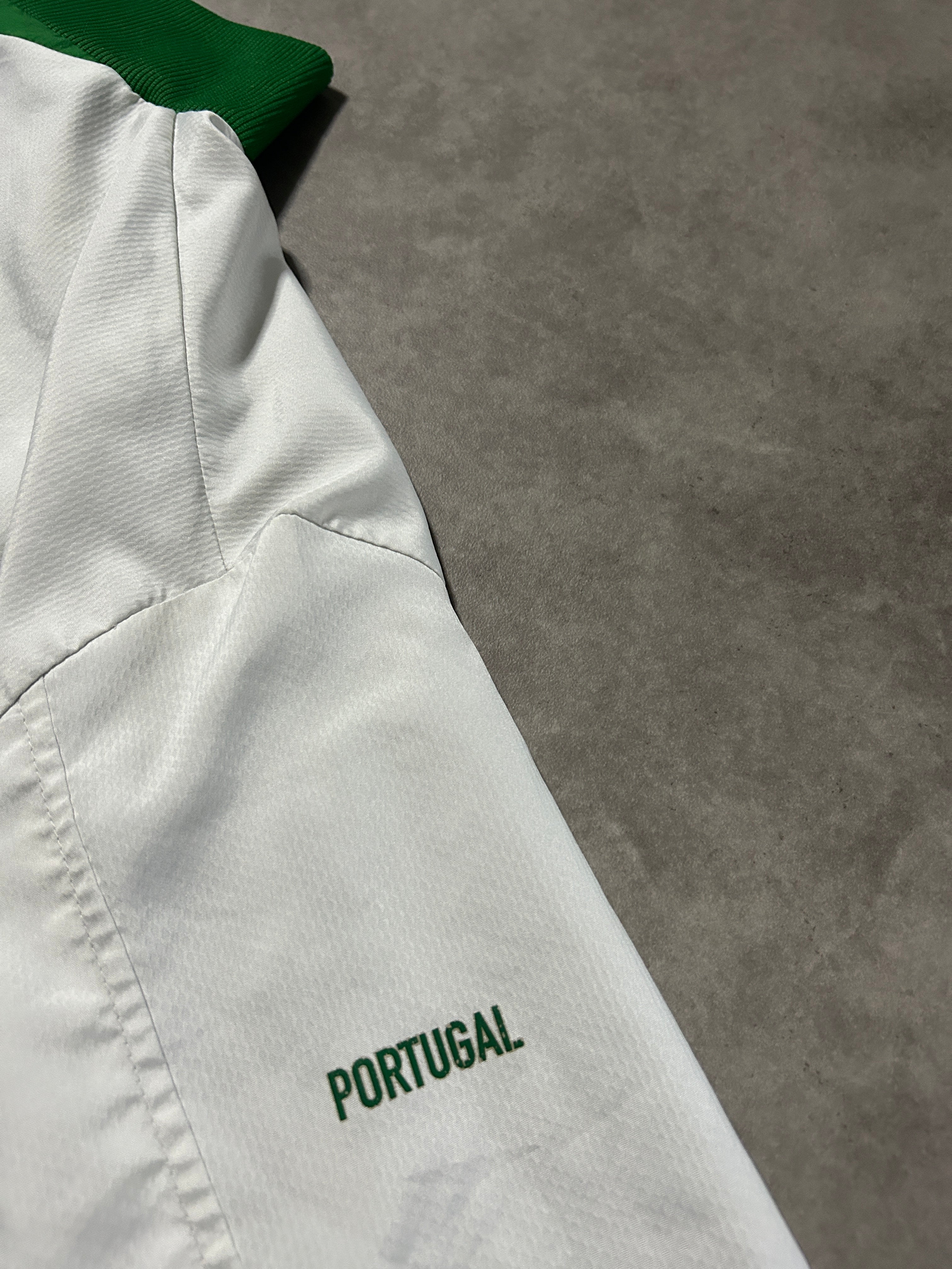 Nike Vintage Portugal Trackjacket 2006 L