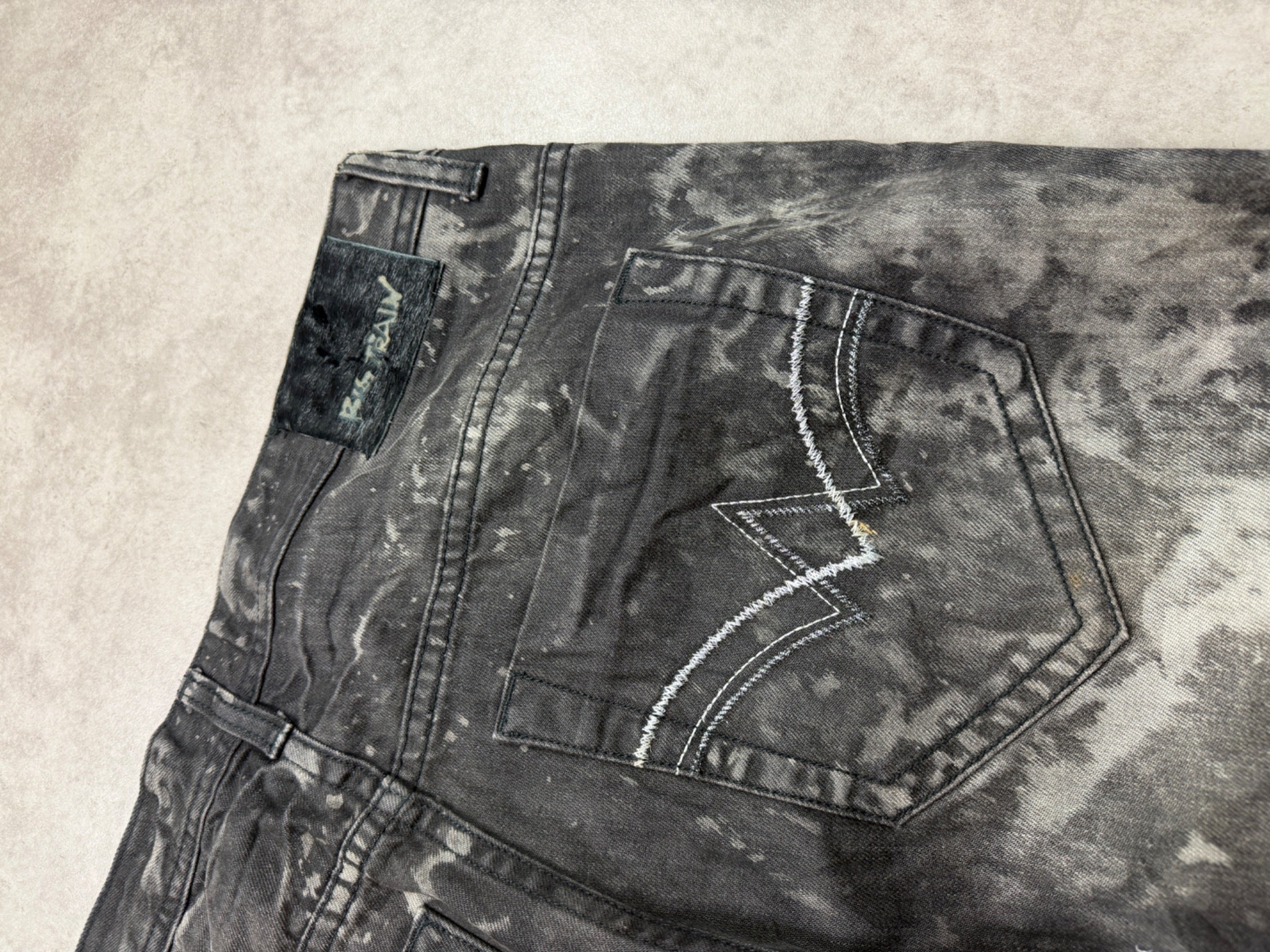 Big Train Vintage Jeans 2005 Black Washed Distressed Denim Straight Herren L