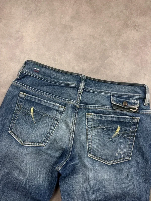 Diesel Vintage Jeans Straight Fit (BEBEL) 2000 M