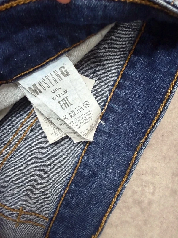 Mustang Vintage Jeans Straight Fit 2010 M